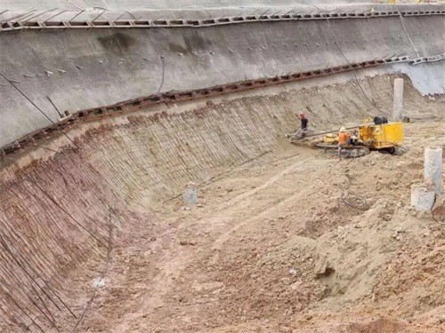 阳春基坑边坡加固