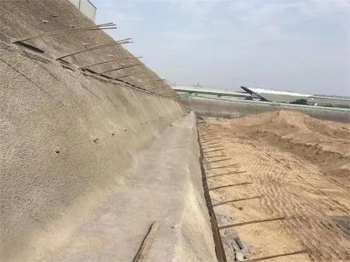 阳春河道边坡加固